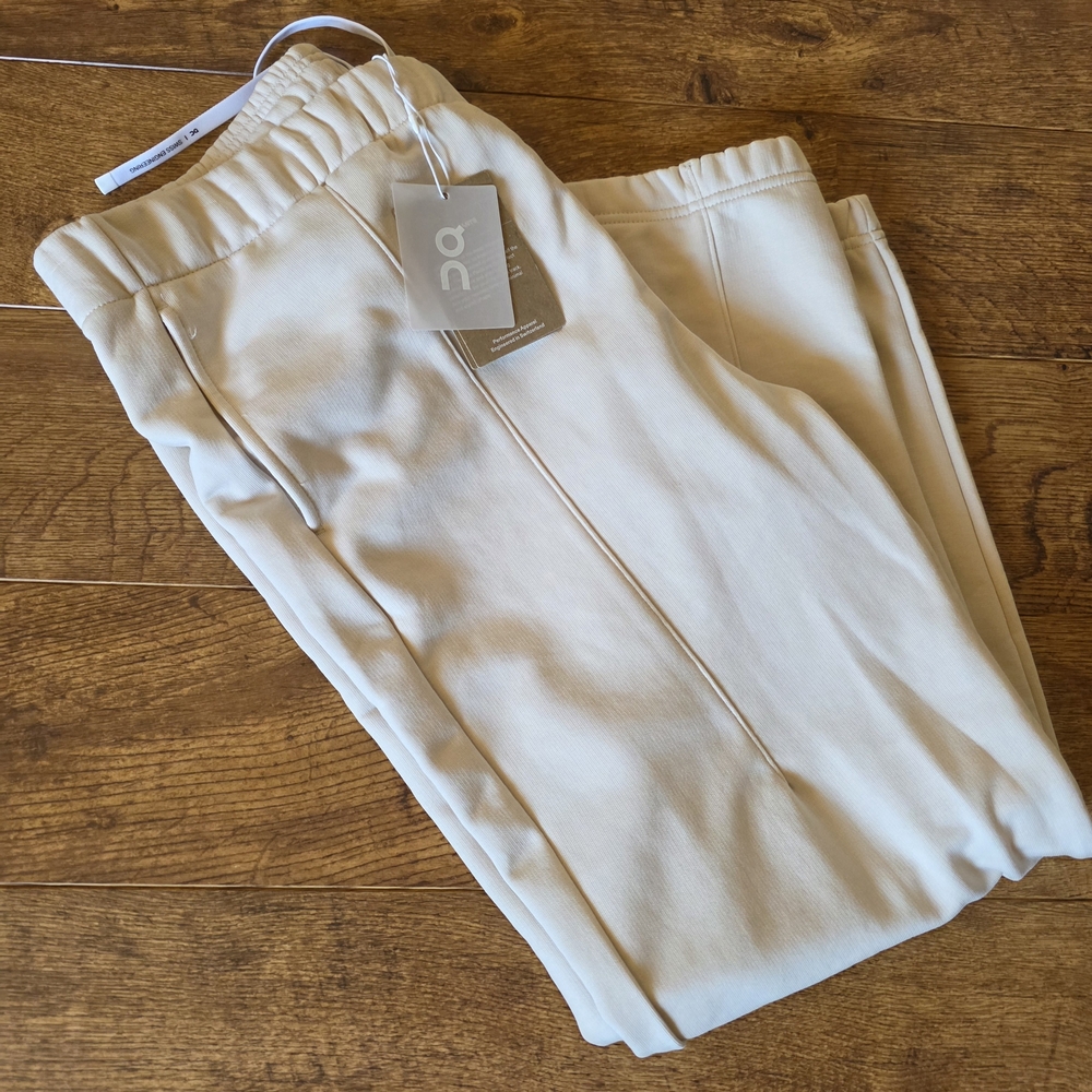 On Running "Club Pants" Womans XL 